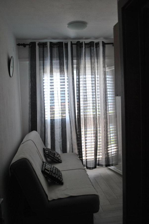 Apartmani Gradac 외부 사진
